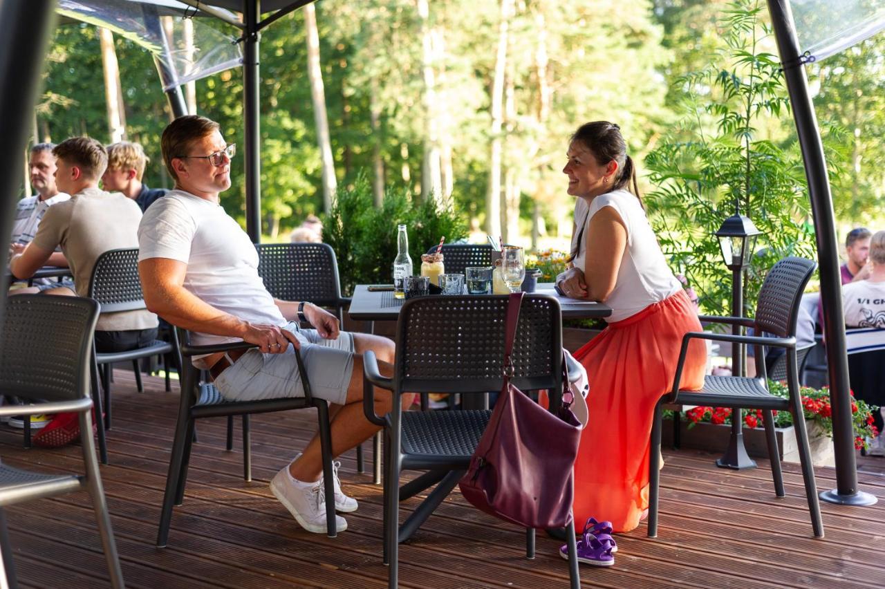 Abzali Hotel And Restaurant With Self Check-In Ādaži Exterior foto