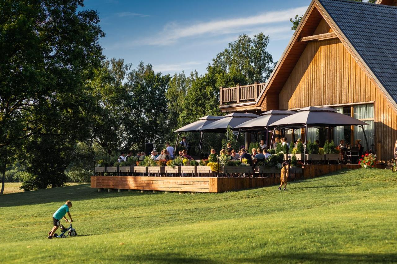Abzali Hotel And Restaurant With Self Check-In Ādaži Exterior foto